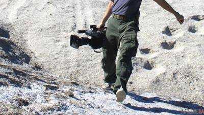 Сотрудники российского телеканала попали под обстрел на Донбассе