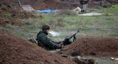 Обстрелы боевиков на Донбассе ночью несколько поутихли