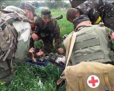 На Донбассе ранения получили два украинских бойцы