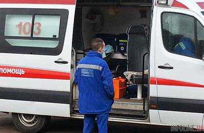В России фургон въехал в людей, есть погибший