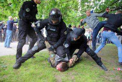 По факту столкновения возле Рады полиция открыла два производства