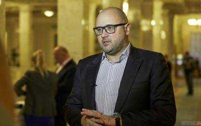 Семья депутата Святаша продавала бюджетникам российские автобусы под видом украинских