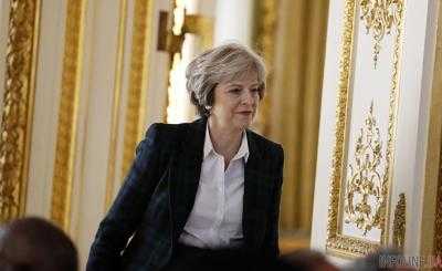 Скандал в Великобритании: 20 млрд фунтов или отставка Мэй