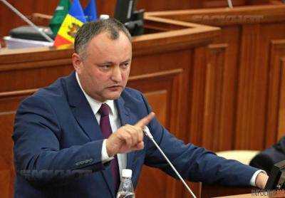 Додон обвинил Запад в "мягкой реакции" на отмену результатов выборов мэра Кишинева