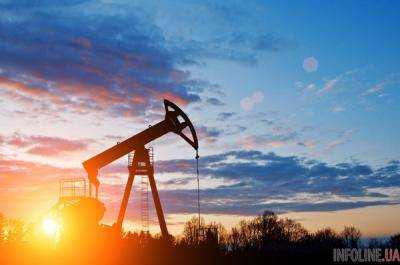 Мировые цены на нефть снизились