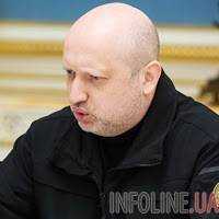 Турчинов: нужно ввести уголовную ответственности за закупку товаров в России