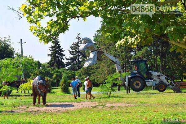 «Дельфины» из Приморского парка Черноморска отправились… на свалку