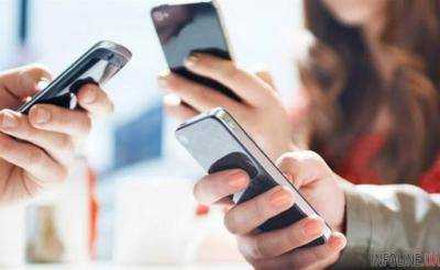Не брать трубку: как жизнь пользователей WhatsApp превратилась в фильм ужасов