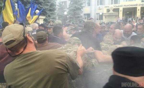 Херсон на грани народного бунта, прокуратура уже в дыму: кадры происходящего.Фото.Видео
