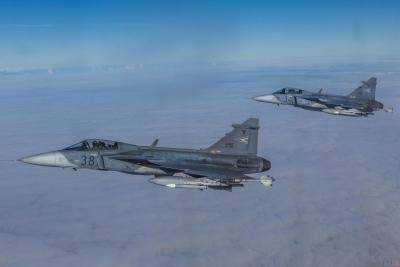 Истребители НАТО дважды сопровождали самолеты РФ над Балтикой на прошлой неделе