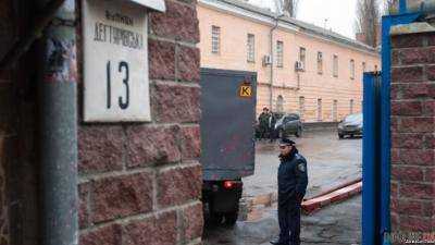 Возле Лукьяновского СИЗО проходит акция в поддержку экс-бойцов "Торнадо"
