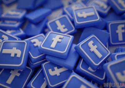 В Facebook произошел сбой