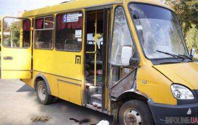 Страшный взрыв в маршрутке: разорвался огнетушитель, двое пострадавших