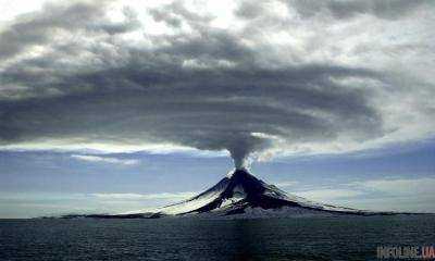 Вблизи вулкана на Аляске произошло землетрясение