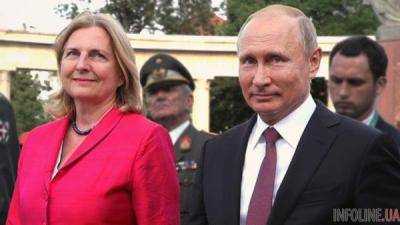 В МИД прокомментировали визит Путина на свадьбу австрийского министра