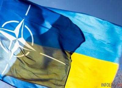 Вступление Украины в НАТО будет возможным при совместимости вооружений - Порошенко