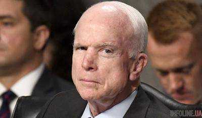 На похоронах Маккейна будут представители Украины