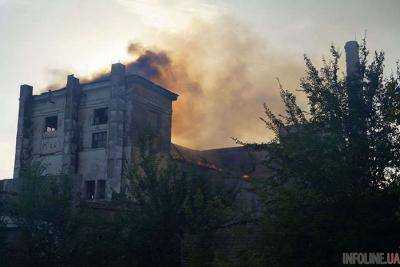 В Краматорске сгорел закрытый хлебозавод