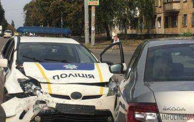 В Кривом Роге столкнулись четыре авто: пострадал полицейский