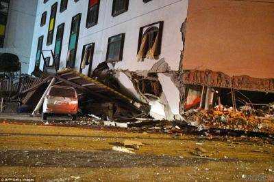 Четыре человека получили ранения из-за землетрясения в Китае