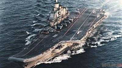 Российский авианосец "Адмирал Кузнецов" снова признали одним из худших в мире