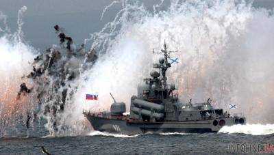 Конфликт с Россией накаляется: подводная лодка рыщет возле границы, в небе летают военные самолеты