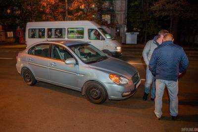 Отбросило на несколько метров: в Днепре на переходе сбили ребенка