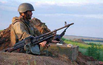 Сегодня на Донбассе боевики 6 раз обстреляли позиции украинских войск