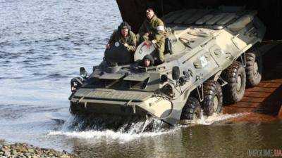 В России во время учений затонул бронетранспортер с двумя военными