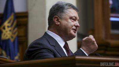 День защитника Украины перестал быть праздником исключительно мужчин - Порошенко
