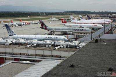 Дым и массовая эвакуация: в аэропорту что-то происходит