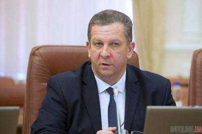 Министр-диетолог Рева нашел себе сотрудницу почти за 100 тыс грн: молодая девушка модельной внешности