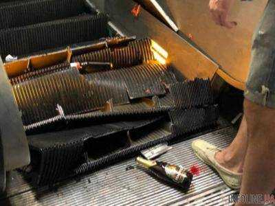 Первые минуты после кровавой мясорубки в римском метро показали на видео