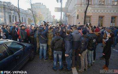 Под Радой на акции "Автоевросилы" митингующие напали на депутата