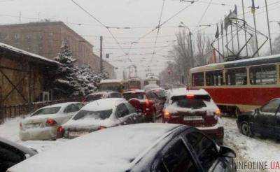 В Киеве начнут массово эвакуировать авто: кому не повезет