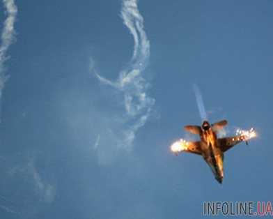 Самолет рухнул в горах, никто не выжил: подробности трагедии