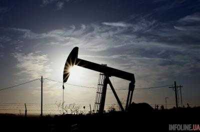 Нефть дешевеет из-за ОПЕК