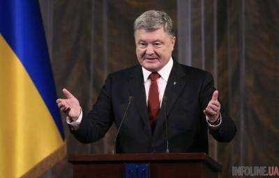 Порошенко поздравил с преемницу Меркель с избранием