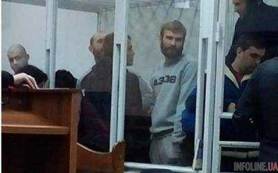 «Порешать» не получилось: Суд оставил под стражей криминального авторитета Николая Щура и членов его банды