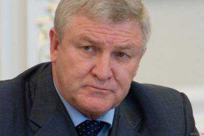 Суд разрешил задержать экс-министра обороны Ежеля