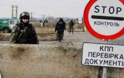 В очередях на КПВВ на Донбассе собралось 140 авто