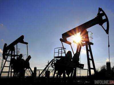 Brent подешевела до 57,32 долл. за баррель