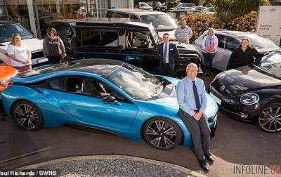 Англичанин обзавелся парком элитных авто после выигрыша в лотерею