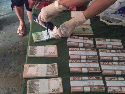 Президент уволил пойманного на взятке главу РГА