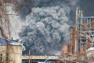Пожар на химзаводе: загрязнение воздуха не зафиксировали