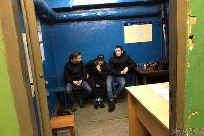 Детей, избивших мужчину в Киеве, опознали в соцсетях