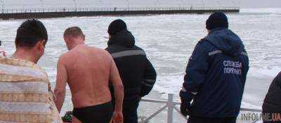 На Крещение почти 3000 спасателей дежурят у водоемов