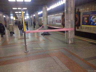 В столичном метро умер человек