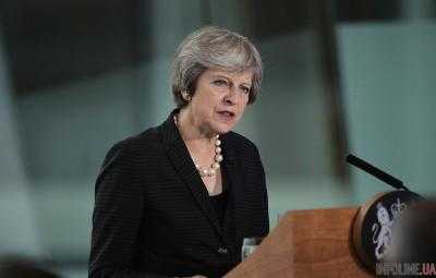 Часть спонсоров отказались финансировать консерваторов до отставки Мэй