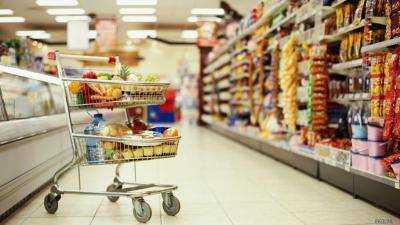 Украинская семья тратит почти половину доходов на продукты